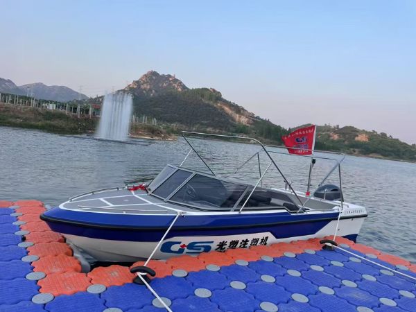 萊蕪浮橋安裝現(xiàn)場(chǎng)圖